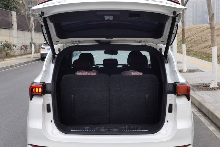 Used JETOUR X70 2021 Zhuge 1.6T DCT Junshi 7-Seater Trunk