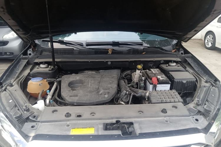 Used JETOUR X70 2022 1.5T DCT YueXing Edition 5 Seats Engine Bay