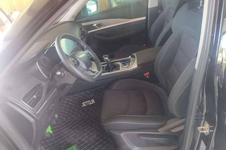 Used JETOUR X70 2022 1.5T Manual Le Xing Edition 7 Seats Left Front Seat