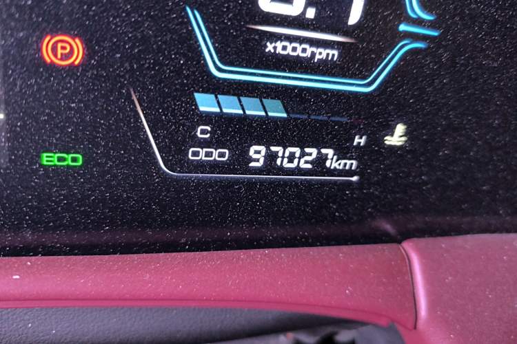 Used JETOUR X70 2022 1.5T DCT YueXing Edition 5 Seats Odometer Close Up