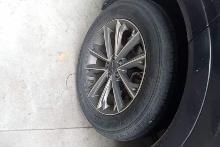 Used JETOUR X70 2022 1.5T DCT YueXing Edition 5 Seats Right Rear Wheel Hub