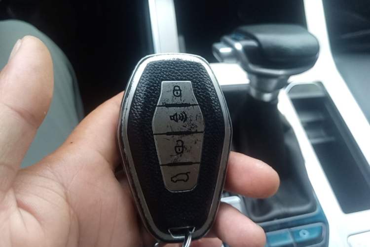 Used JETOUR X70 2022 1.5T DCT YueXing Edition 5 Seats Vehicle Key