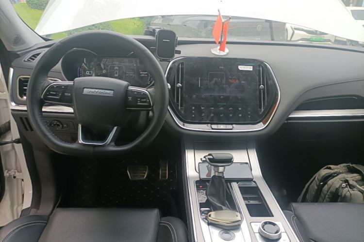 Used JETOUR X70 2022 1.5T DCT YueXing Edition 7 Seats Center Console