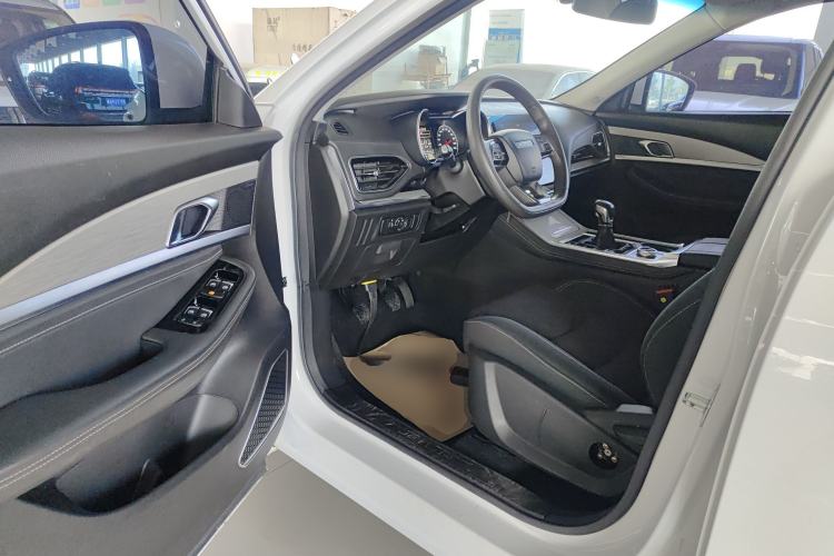 Used JETOUR X70 2022 1.5T Manual Le Xing Edition 5 Seats Driver Seat