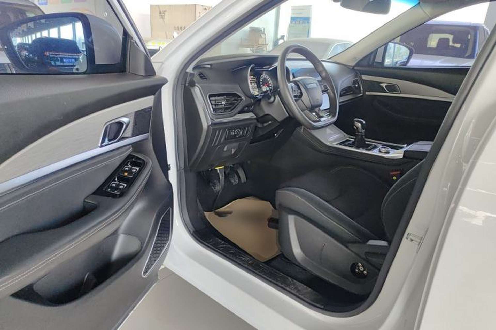 Used JETOUR X70 2022 1.5T Manual Le Xing Edition 5 Seats Driver Seat