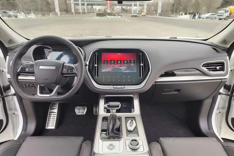 Used JETOUR X70 2022 1.5T DCT YueXing Edition 7 Seats Interior 1