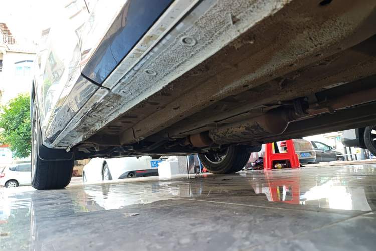 Used JETOUR X70 2022 1.5T DCT YueXing Edition 5 Seats Left Side Sill