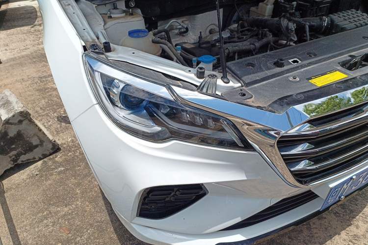 Used JETOUR X70 2022 1.5T Manual Le Xing Edition 7 Seats Right Front Headlight