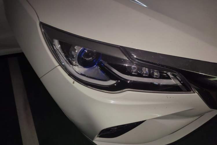 Used JETOUR X70 2022 1.5T Manual Le Xing Edition 5 Seats Right Front Headlight