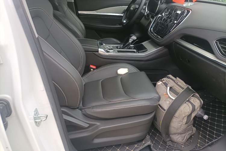 Used JETOUR X70 2022 1.5T DCT YueXing Edition 7 Seats Right Front Seat