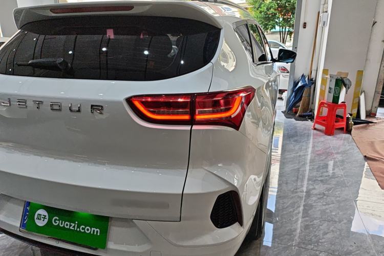 Used JETOUR X70 2022 1.5T DCT YueXing Edition 5 Seats Right Rear Taillight