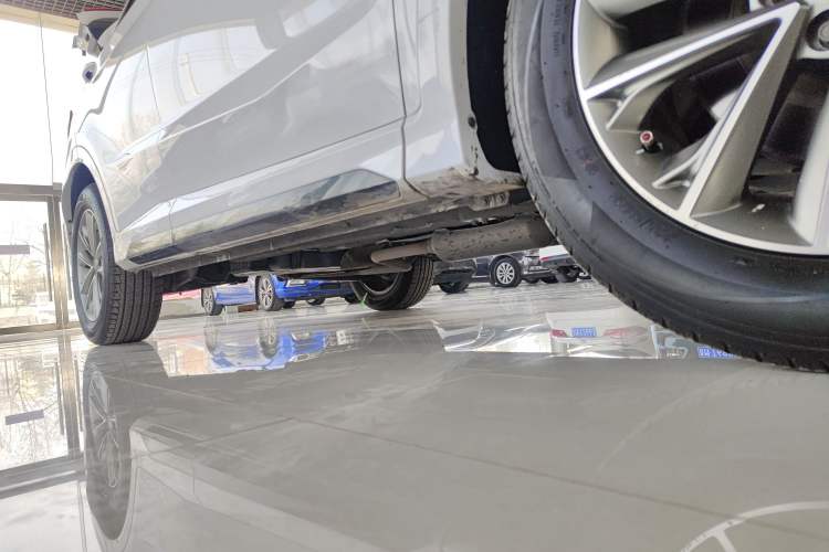 Used JETOUR X70 2022 1.5T Manual Le Xing Edition 5 Seats Right Side Sill