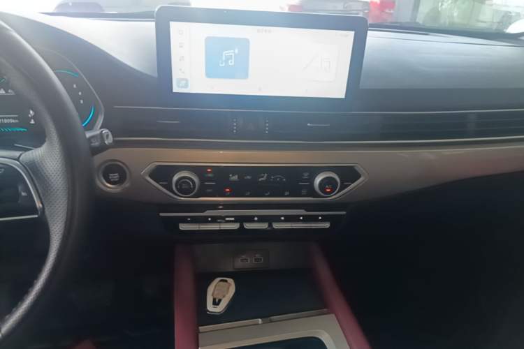 Used JETOUR X70 2023 1.5T DCT Beyond PRO Edition 5-Seater Audio And AC Panel
