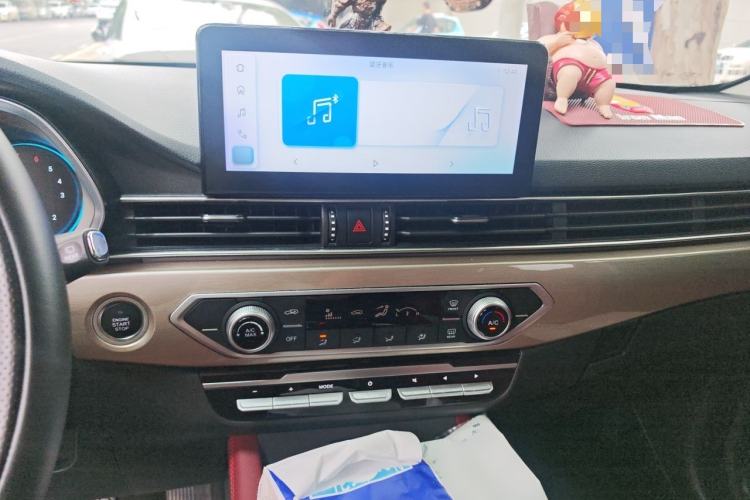 Used JETOUR X70 2023 1.5T DCT Beyond PRO+ Edition 5-Seater Audio And AC Panel