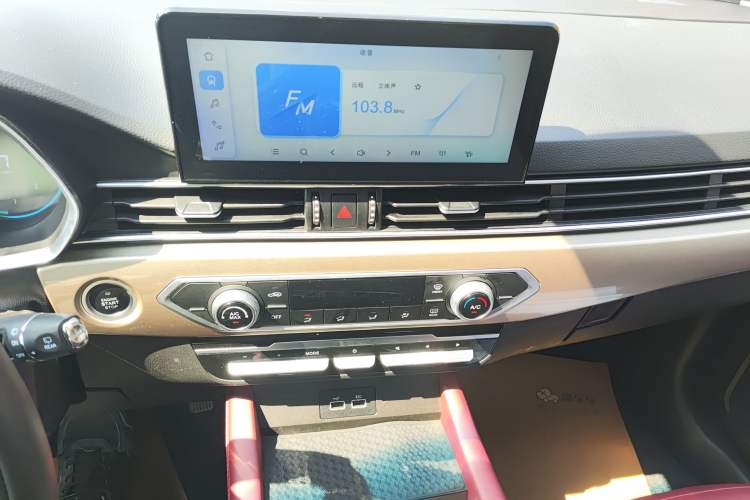 Used JETOUR X70 2023 1.5T DCT Beyond PRO+ Edition 5-Seater Audio And AC Panel
