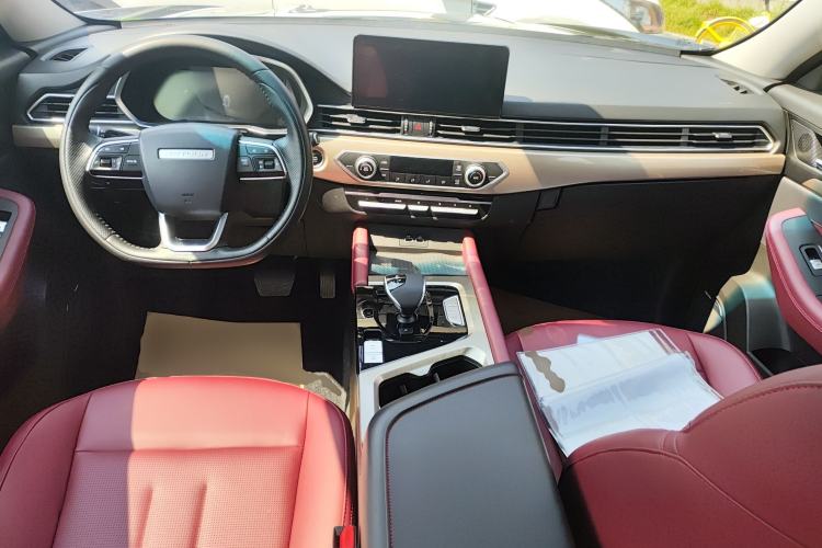 Used JETOUR X70 2023 1.5T DCT Beyond PRO+ Edition 5-Seater Center Console