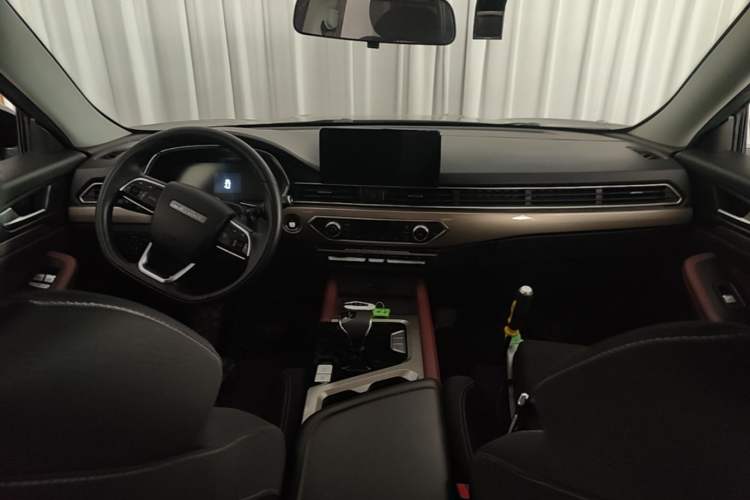 Used JETOUR X70 2023 1.5T DCT Beyond PRO Edition 5-Seater Center Console