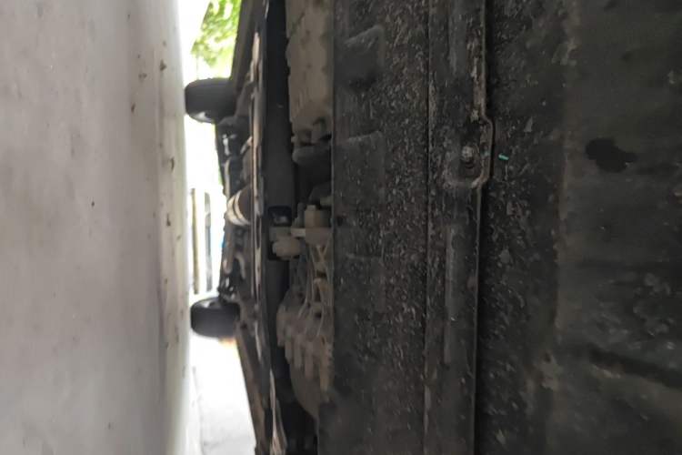 Used JETOUR X70 2023 1.5T DCT Land Cruiser 7-Seater Chassis Front