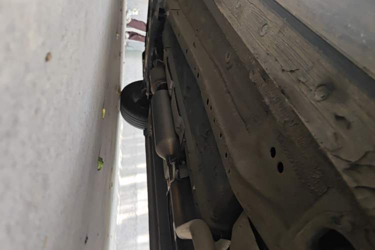 Used JETOUR X70 2023 1.5T DCT Land Cruiser 7-Seater Chassis Rear Left