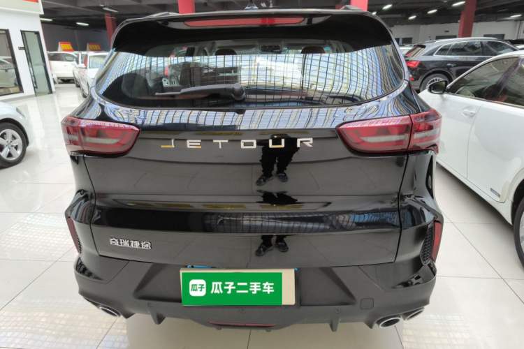 Used JETOUR X70 2023 1.5T DCT Overpass PRO+ Edition 7 Seats Exterior 4