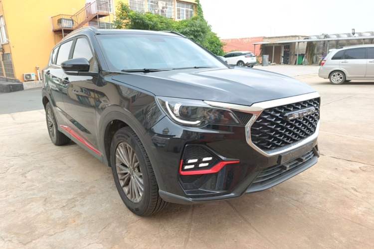 Used JETOUR X70 2023 1.5T DCT Overpass PRO+ Edition 7 Seats Front Right 45 Deg
