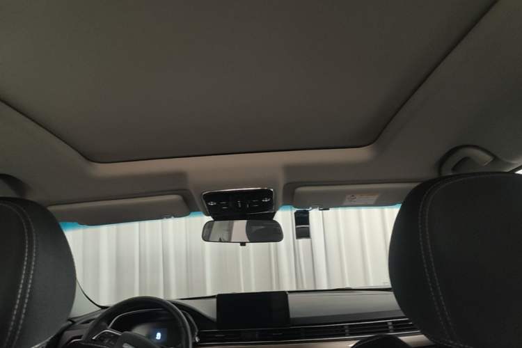 Used JETOUR X70 2023 1.5T DCT Beyond PRO Edition 5-Seater Headliner