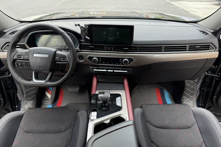 Used JETOUR X70 2023 1.5T DCT Beyond PRO Edition 7 Seats Interior 1