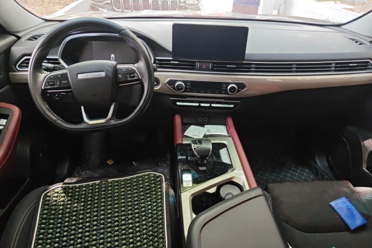 Used JETOUR X70 2023 1.5T DCT Land Cruiser 7-Seater Interior 2