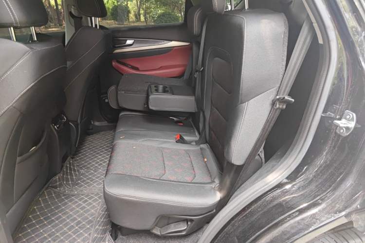 Used JETOUR X70 2023 1.5T DCT Land Cruiser 7-Seater Interior 4