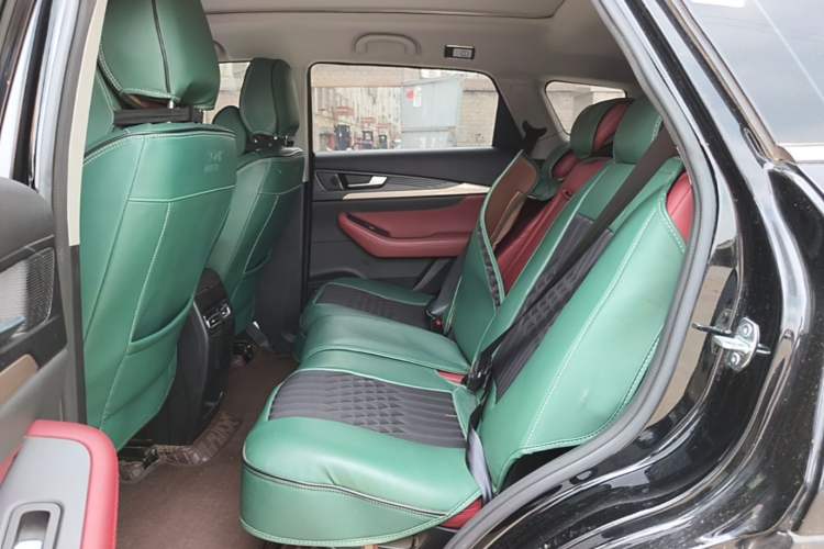 Used JETOUR X70 2023 1.5T DCT Overpass PRO+ Edition 7 Seats Left Rear Seat