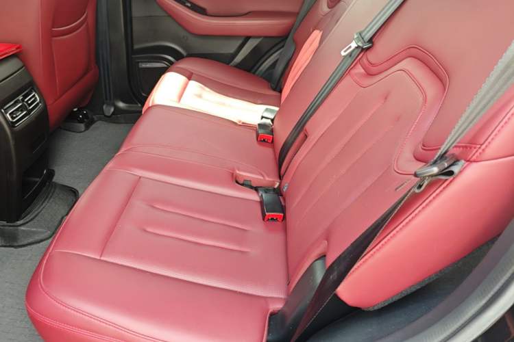 Used JETOUR X70 2023 1.5T DCT Beyond PRO+ Edition 5-Seater Left Rear Seat