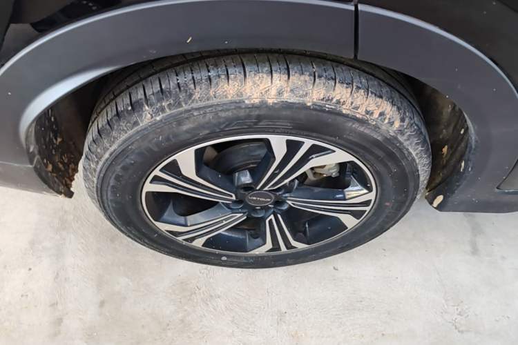 Used JETOUR X70 2023 1.5T DCT Beyond PRO Edition 5-Seater Right Rear Wheel Hub