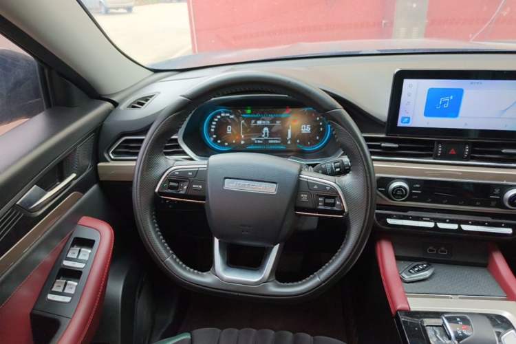 Used JETOUR X70 2023 1.5T DCT Overpass PRO+ Edition 7 Seats Steering Wheel