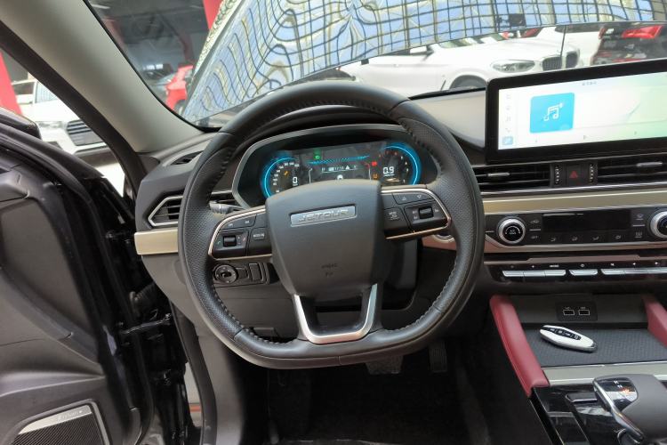Used JETOUR X70 2023 1.5T DCT Overpass PRO+ Edition 7 Seats Steering Wheel