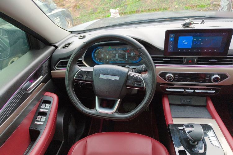Used JETOUR X70 2023 1.5T DCT Overpass PRO+ Edition 7 Seats Steering Wheel