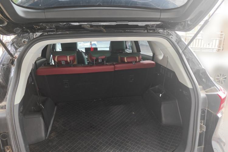 Used JETOUR X70 2023 1.5T DCT Overpass PRO+ Edition 7 Seats Trunk