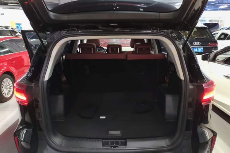 Used JETOUR X70 2023 1.5T DCT Beyond PRO+ Edition 5-Seater Trunk