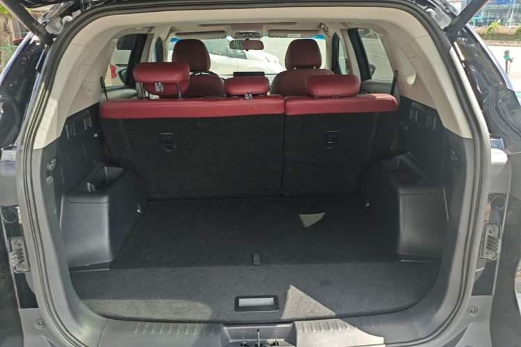 Used JETOUR X70 2023 1.5T DCT Beyond PRO+ Edition 5-Seater Trunk