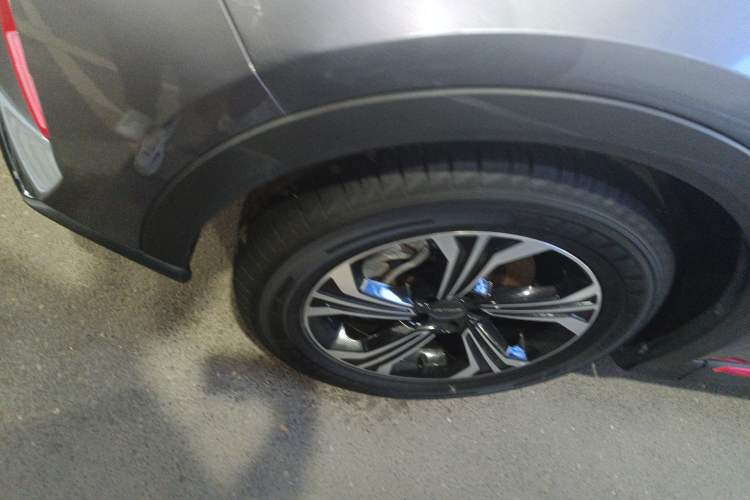 Used JETOUR X70 2023 1.5T DCT Dream Edition 5 Seats Left Front Wheel Hub