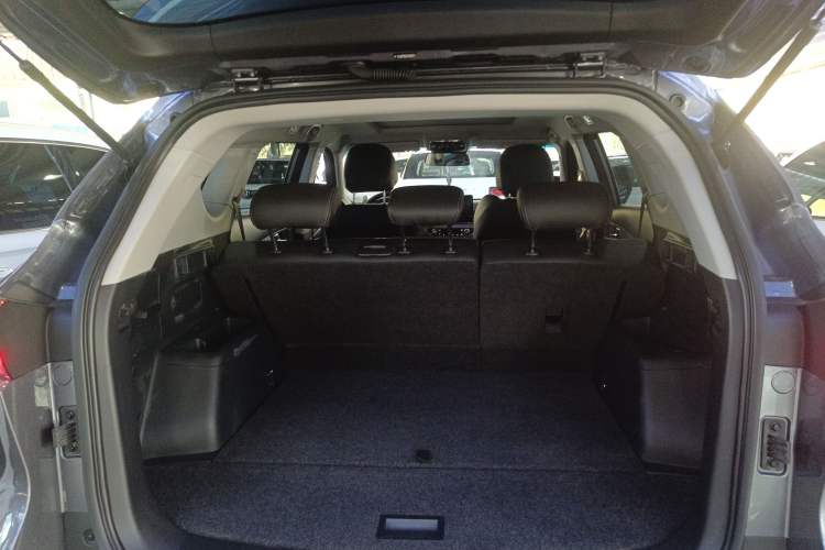 Used JETOUR X70 2023 1.5T DCT Dream Edition 5 Seats Trunk