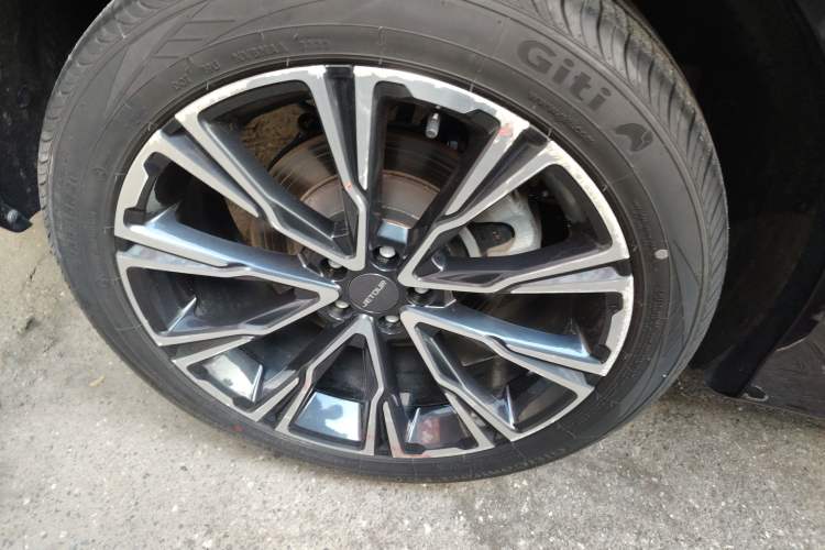 Used JETOUR X70 2023 Zhege 2.0T DCT Wolong 5-Seater Exterior 1