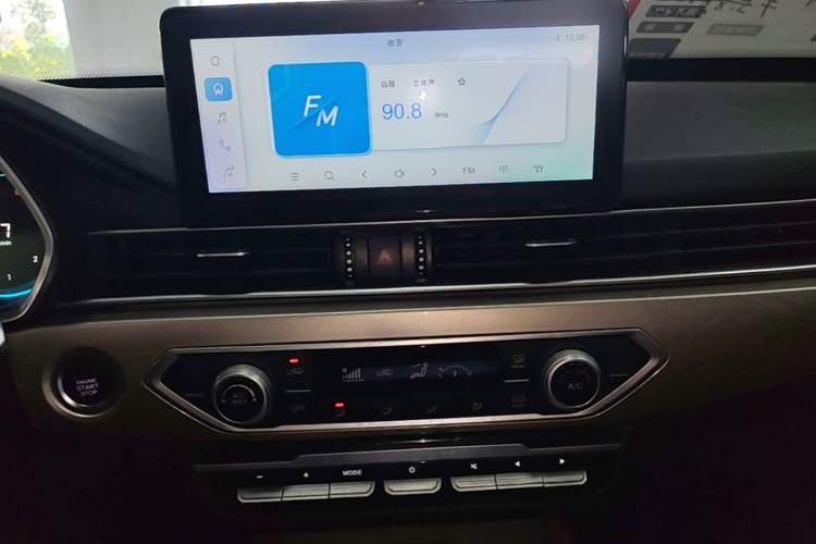 Used JETOUR X70 2023 1.5T DCT Beyond PRO Edition 5-Seater Audio And AC Panel