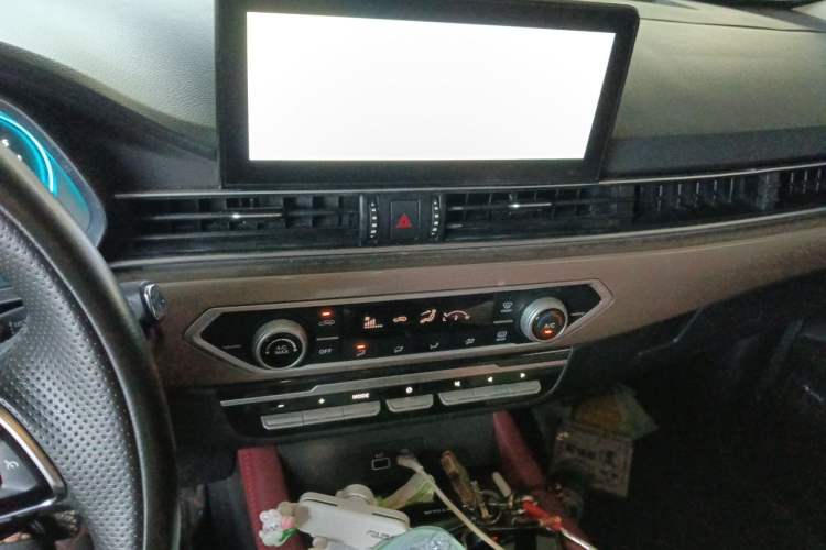 Used JETOUR X70 2023 1.5T DCT Beyond PRO+ Edition 5-Seater Audio And AC Panel