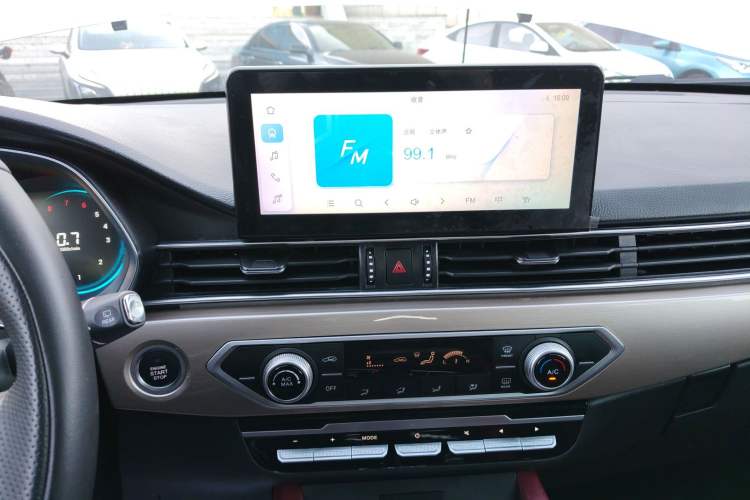 Used JETOUR X70 2023 1.5T DCT Beyond PRO Edition 5-Seater Audio And AC Panel