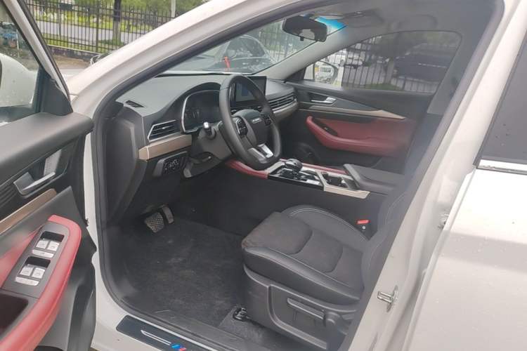 Used JETOUR X70 2023 1.5T DCT Dream Edition 5 Seats Driver Seat