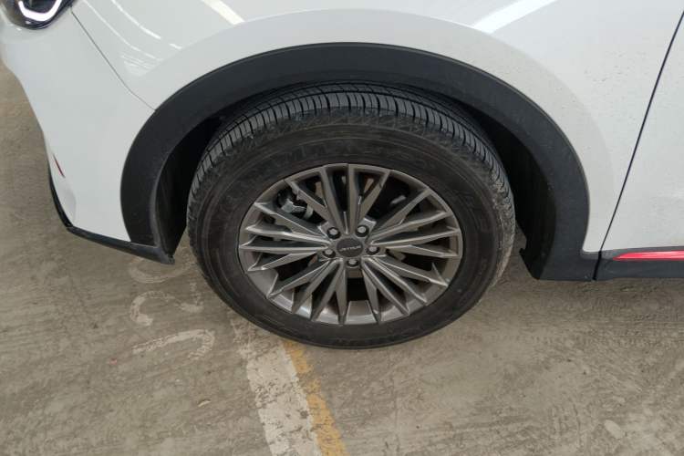 Used JETOUR X70 2023 1.5T DCT Overpass PRO+ Edition 7 Seats Exterior 4