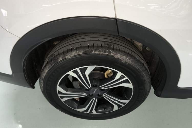 Used JETOUR X70 2023 1.5T DCT Beyond PRO Edition 5-Seater Exterior 5