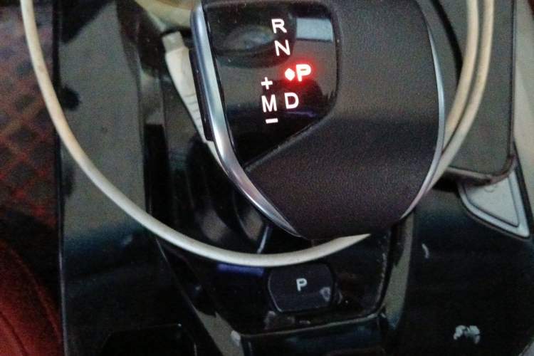 Used JETOUR X70 2023 1.5T DCT Beyond PRO+ Edition 5-Seater Gear Lever