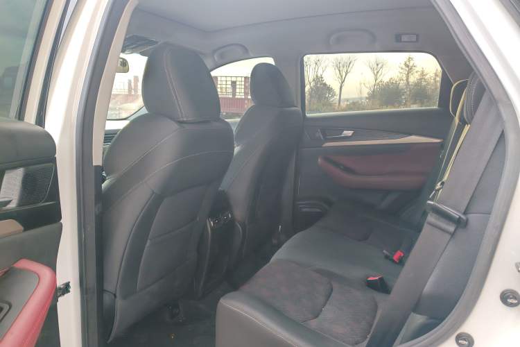 Used JETOUR X70 2023 1.5T Manual Overdrive Version 5 Seats Interior 2