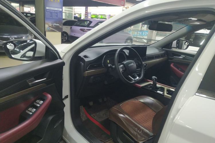 Used JETOUR X70 2023 1.5T Manual Overdrive Version 5 Seats Interior 3
